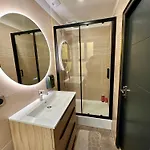 Du Palais Apartman *